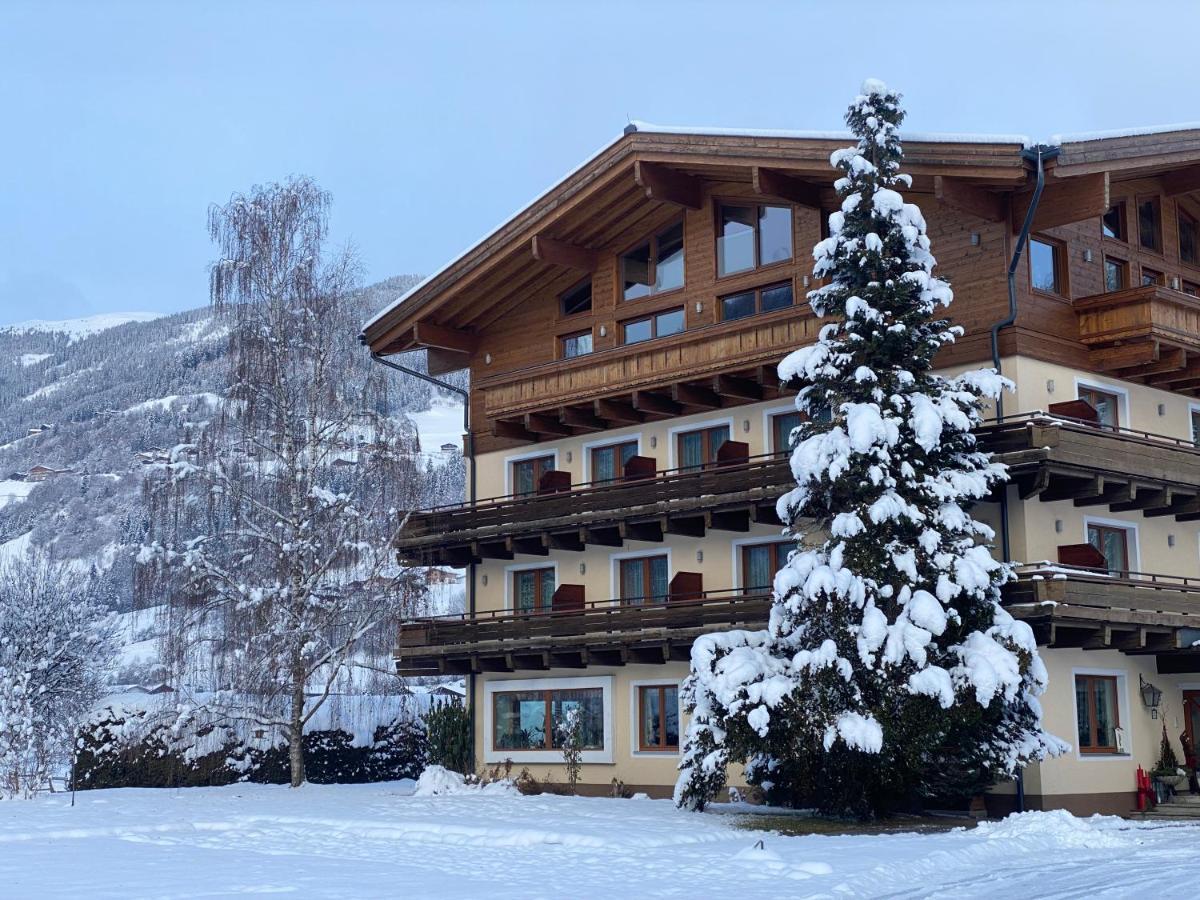 Pension Dorferwirt Bramberg am Wildkogel Eksteriør billede
