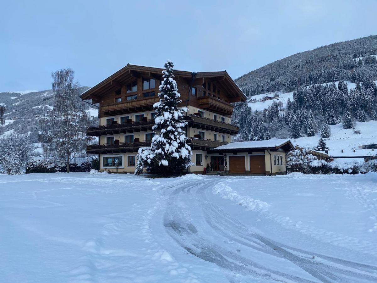 Pension Dorferwirt Bramberg am Wildkogel Eksteriør billede